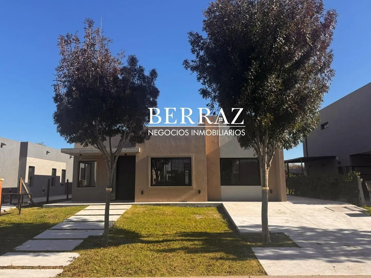 Casa Venta 5 Ambientes Lote de 450 m2 Barrio Santo Tomás, Derqui, Pilar 2