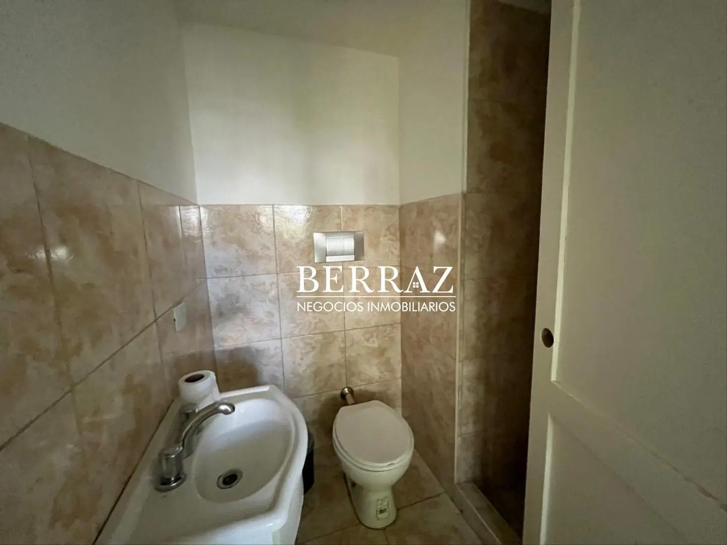Casa Venta 3 Dormitorios Barrio San Matías Lote de 800 m2 Escobar 2