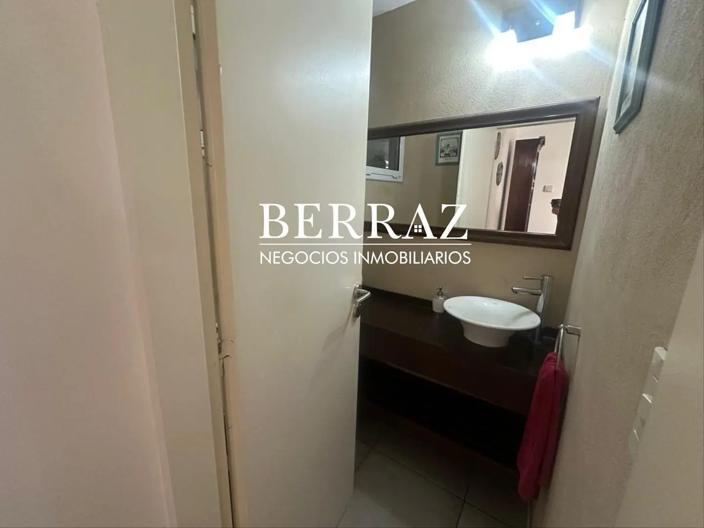Casa Venta 3 Dormitorios Barrio Las Orquídeas Lote de 500 m2 Pilar 4