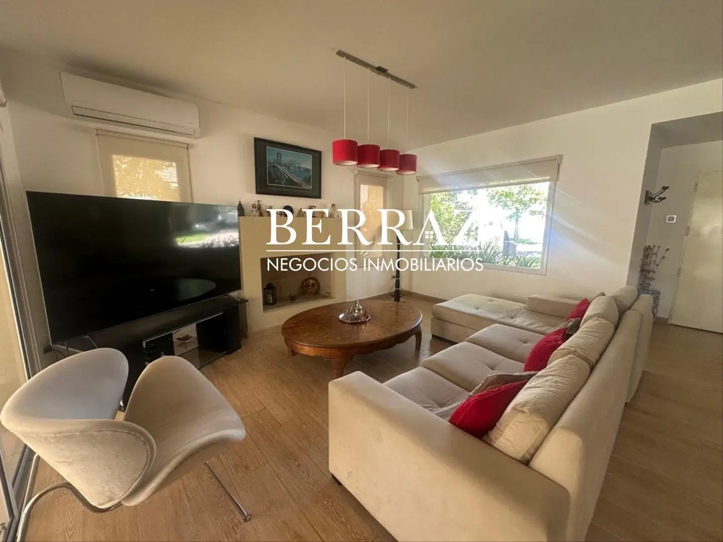 Casa Venta 3 Dormitorios Barrio Las Orquídeas Lote de 500 m2 Pilar 2