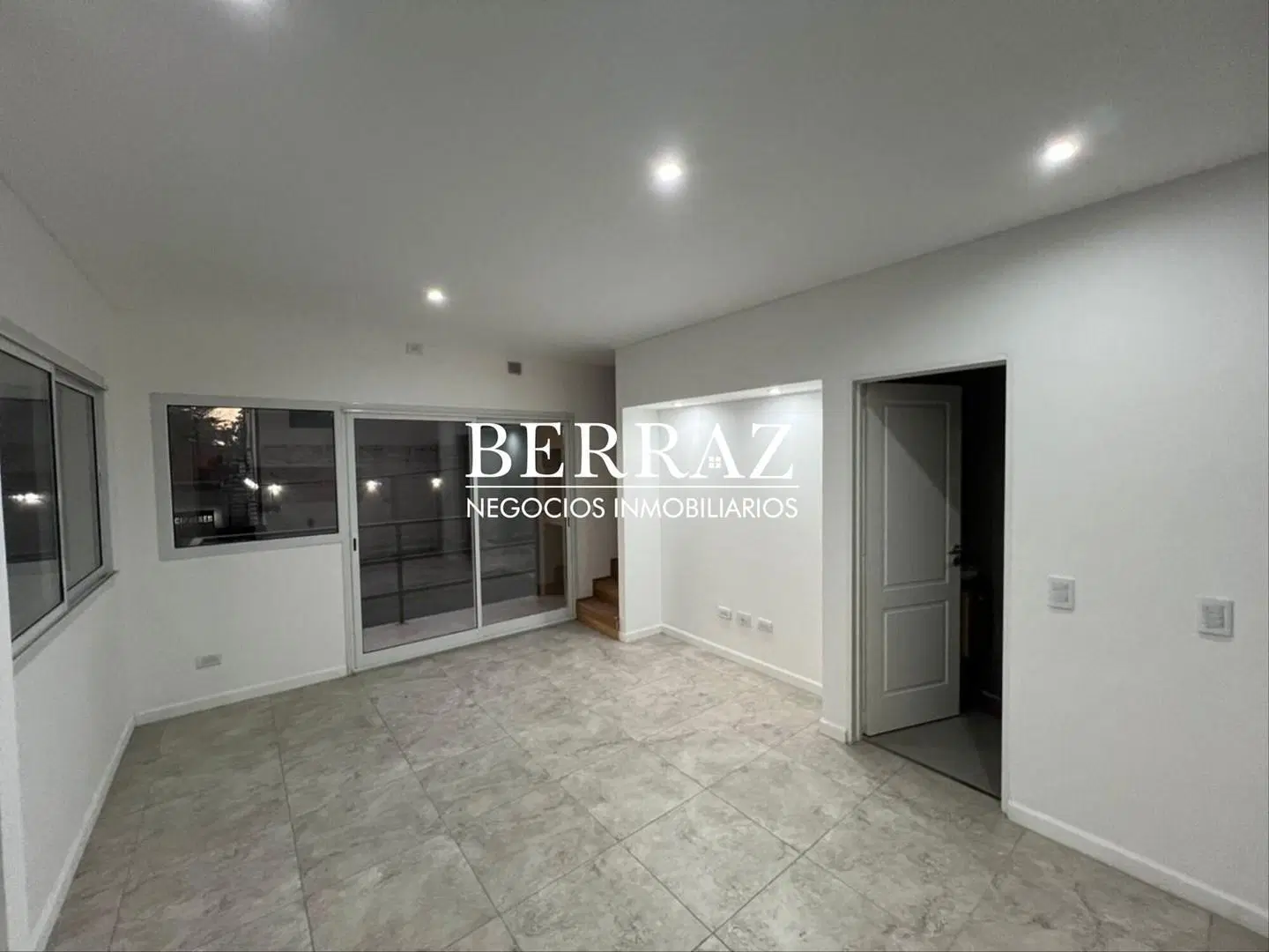 Departamento Dúplex  en Venta en Derqui, Pilar, G.B.A. Zona Norte 3