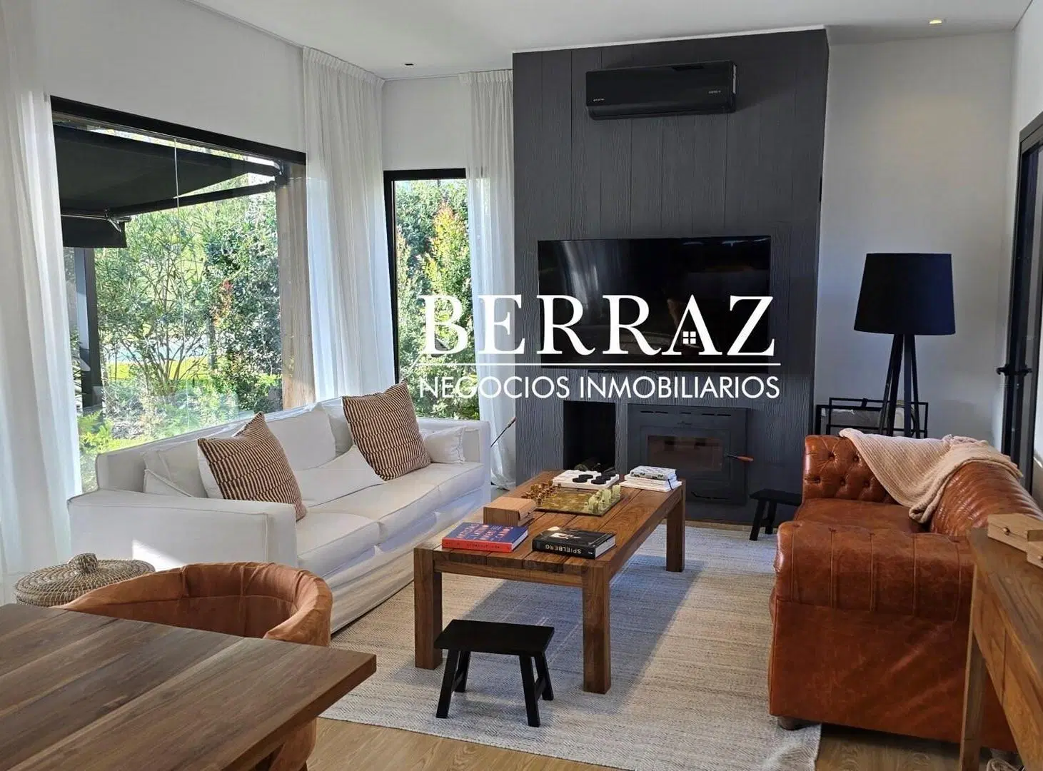Casa Alquiler Amoblado 3 Dormitorios Barrio Santa Elenta Lote de 502 m2 Pilar del Este, Zona Norte 5