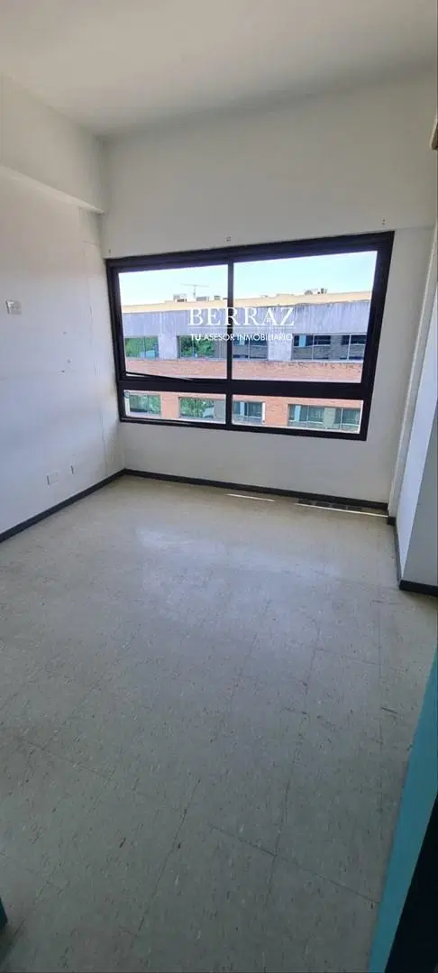 Oficina en Alquiler 5 ambientes 90 m2 Office Park Norte Pilar 3