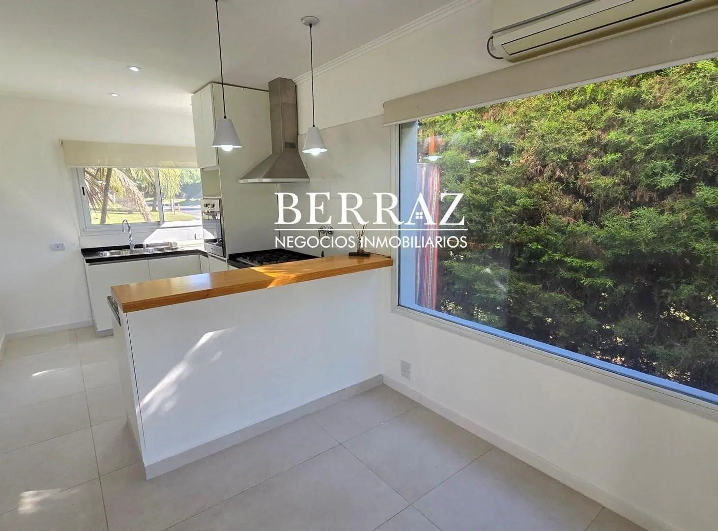 Casa Venta 3 Dormitorios Barrio Santa Guadalupe Lote de 658 m2 Pilar del Este 5