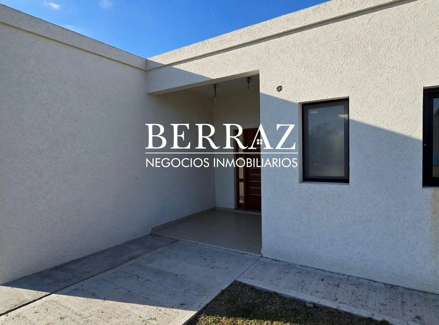 Casa Venta 3 Dormitorios Barrio Santa Elisa Lote de 500 m2 Pilar del Este 2