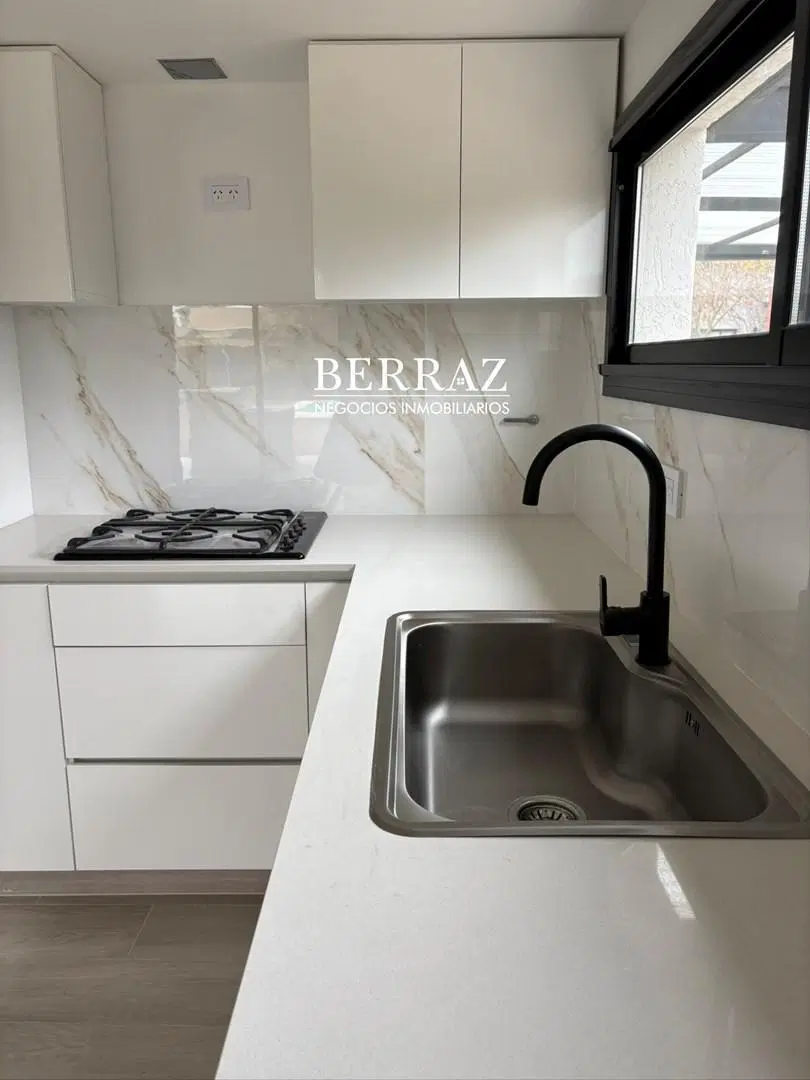 Casa Venta 4 Dormitorios Barrio San Matías Lote de 944 m2 Escobar 4