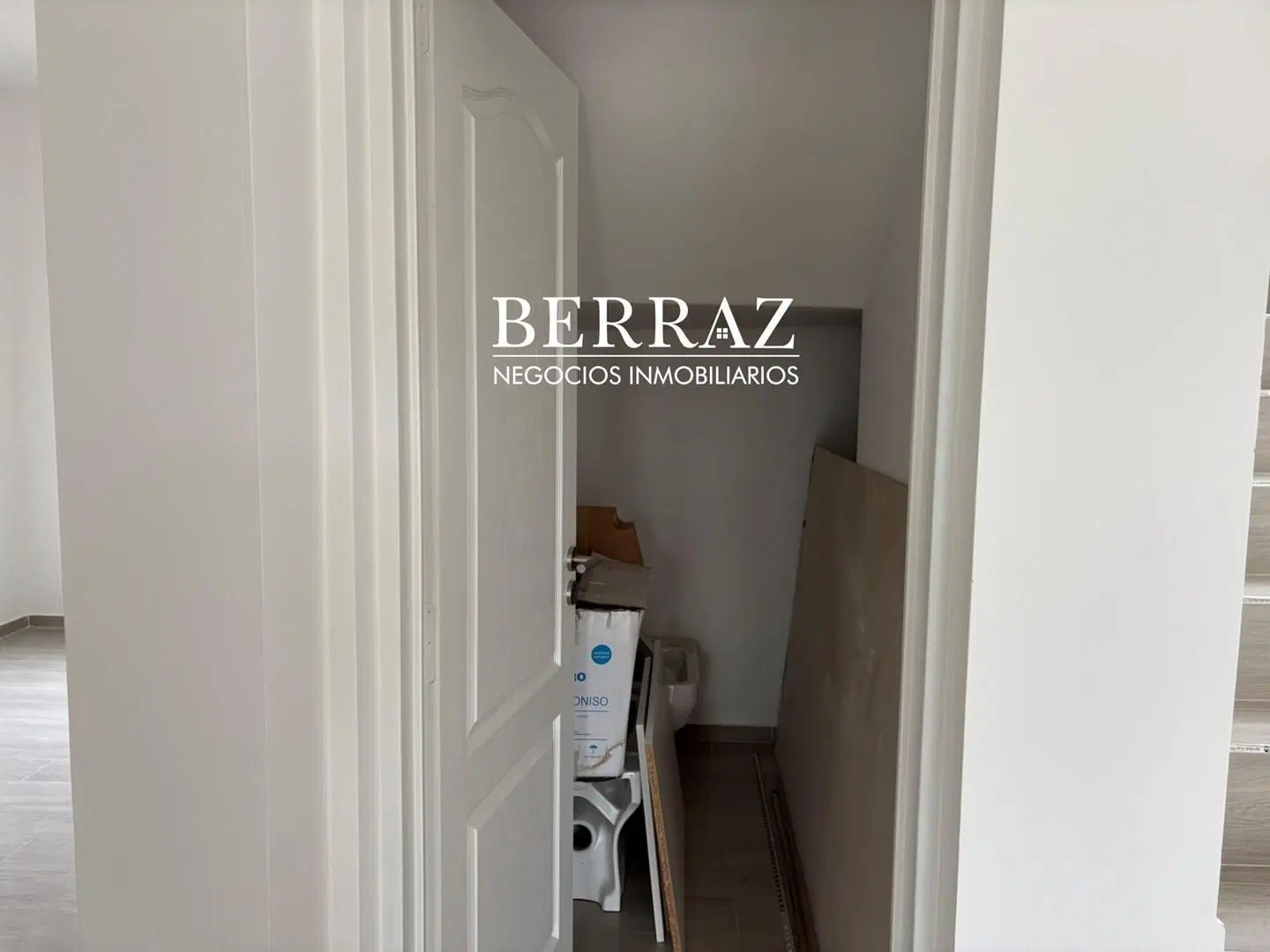 Casa Venta 4 Dormitorios Barrio San Matías Lote de 944 m2 Escobar 2