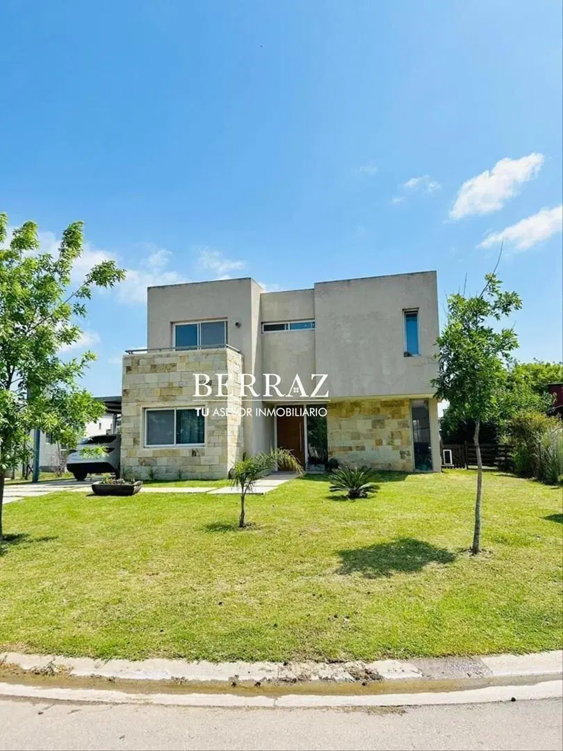 Casa Alquiler 3 Dormitorios Barrio El Atardecer Lote de 800 m2 Haras Santa Maria 5
