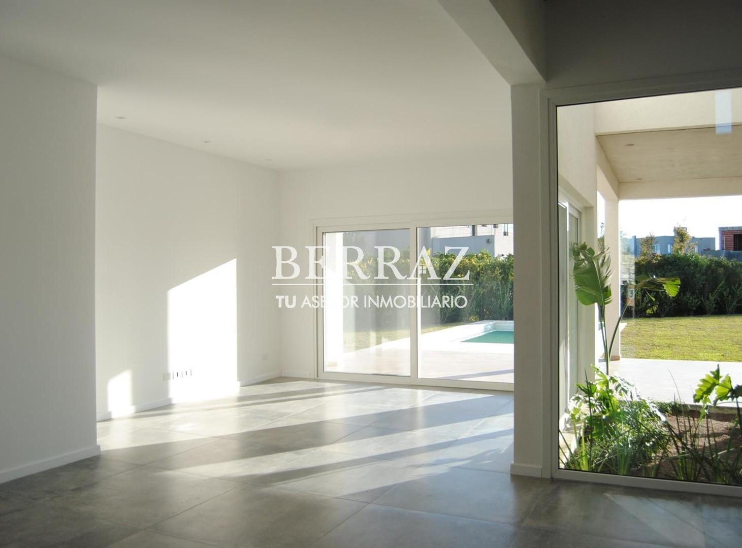 Casa venta 6 ambientes en Ayres Plaza lote de 677 m2 Pilar, Zona Norte