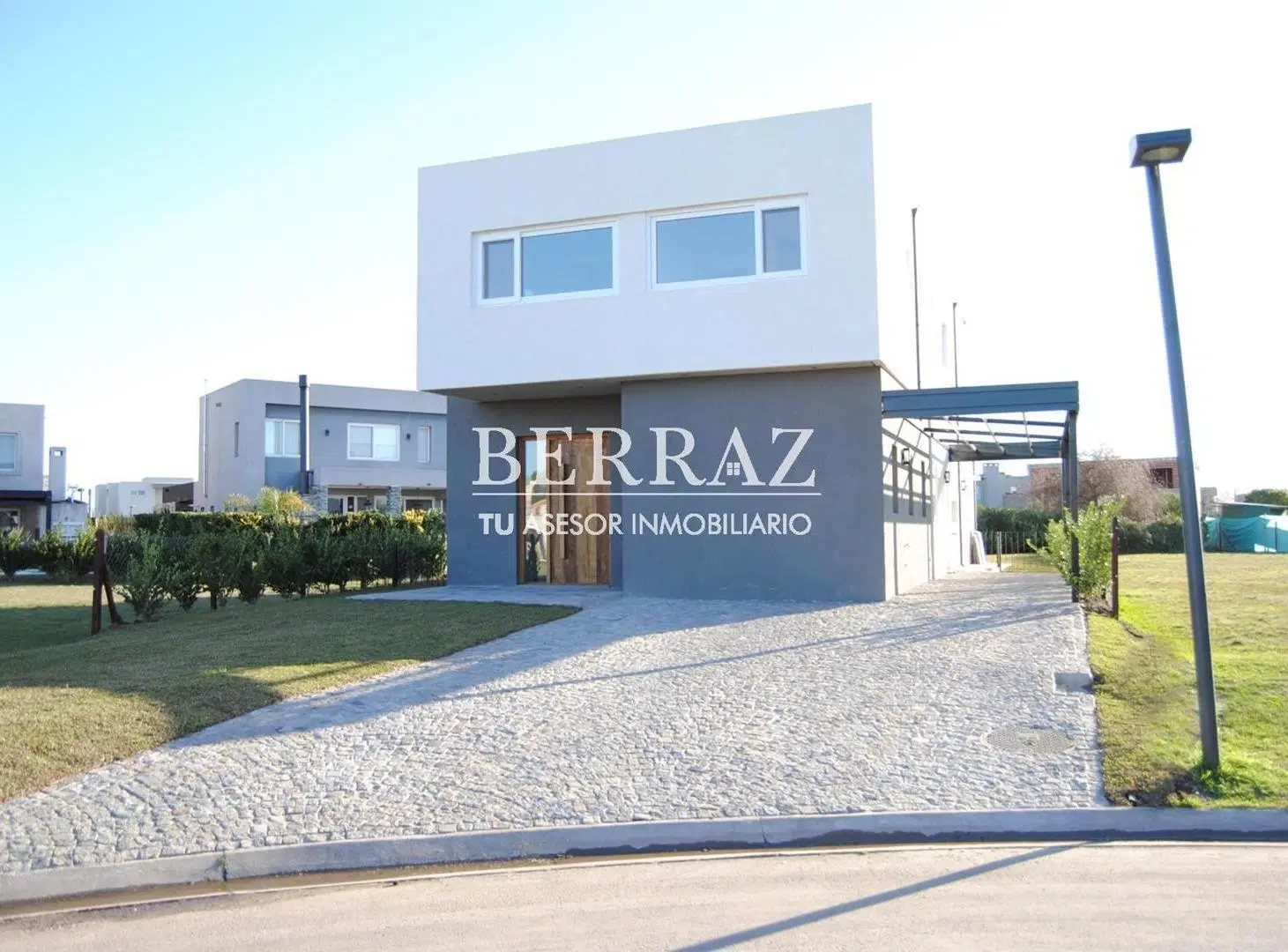 Casa venta 6 ambientes en Ayres Plaza lote de 677 m2 Pilar, Zona Norte 4