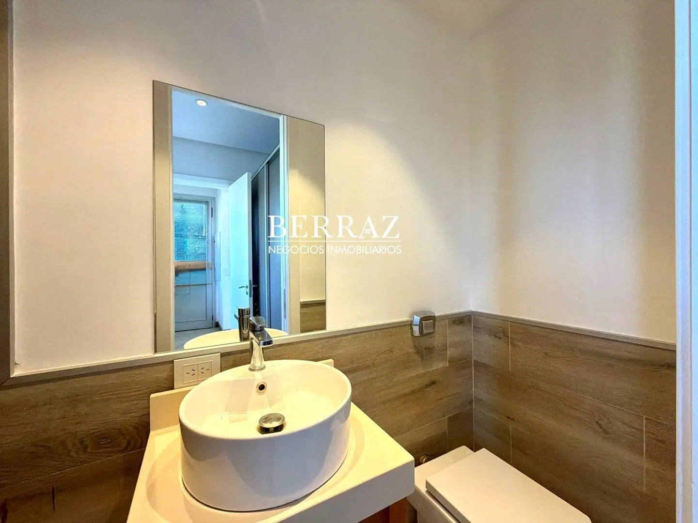 Casa Alquiler 6 ambientes en Ayres Plaza Pilar lote de 600 m2 4