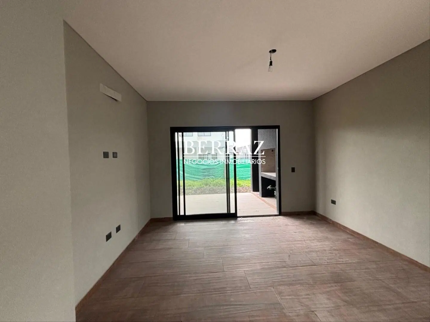 Casa Venta 2 Dormitorios Barrio El Aljibe Lote de 250 m2 Pilar, Zona Norte 2