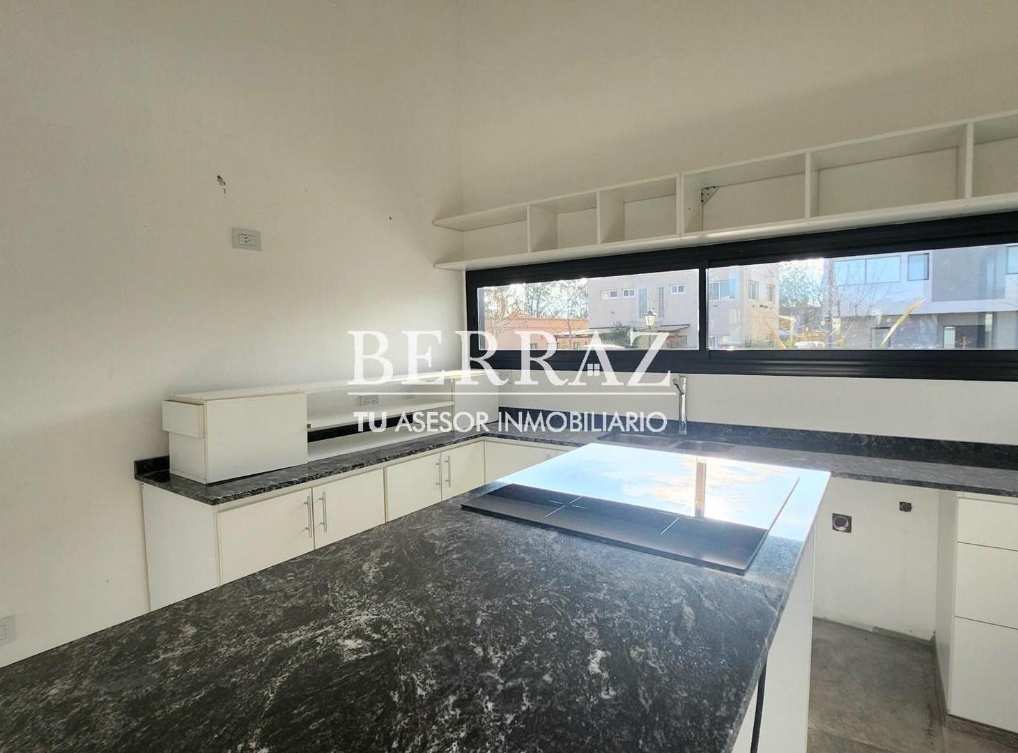 Foto de Casa en Alquiler 3 Dormitorios en Santa Elena Pilar del Este lote de, imagen 2