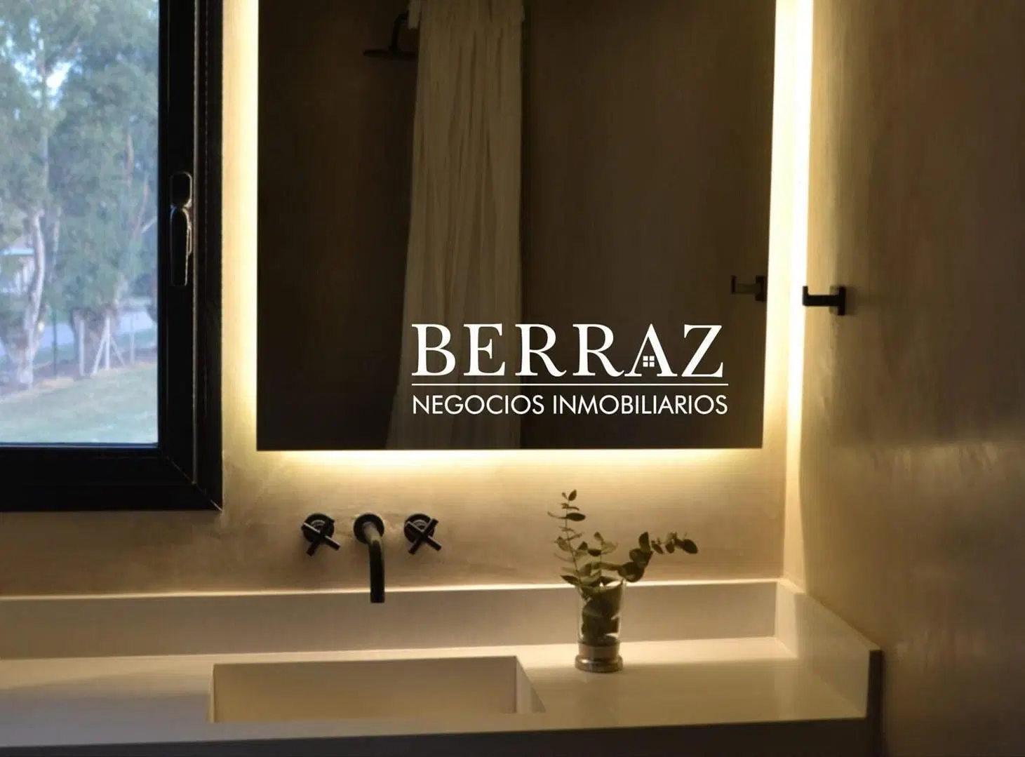 Casa Venta 3 Dormitorios Barrio Santa Emilia Lote de 516.47 m2 Pilar del Este 4