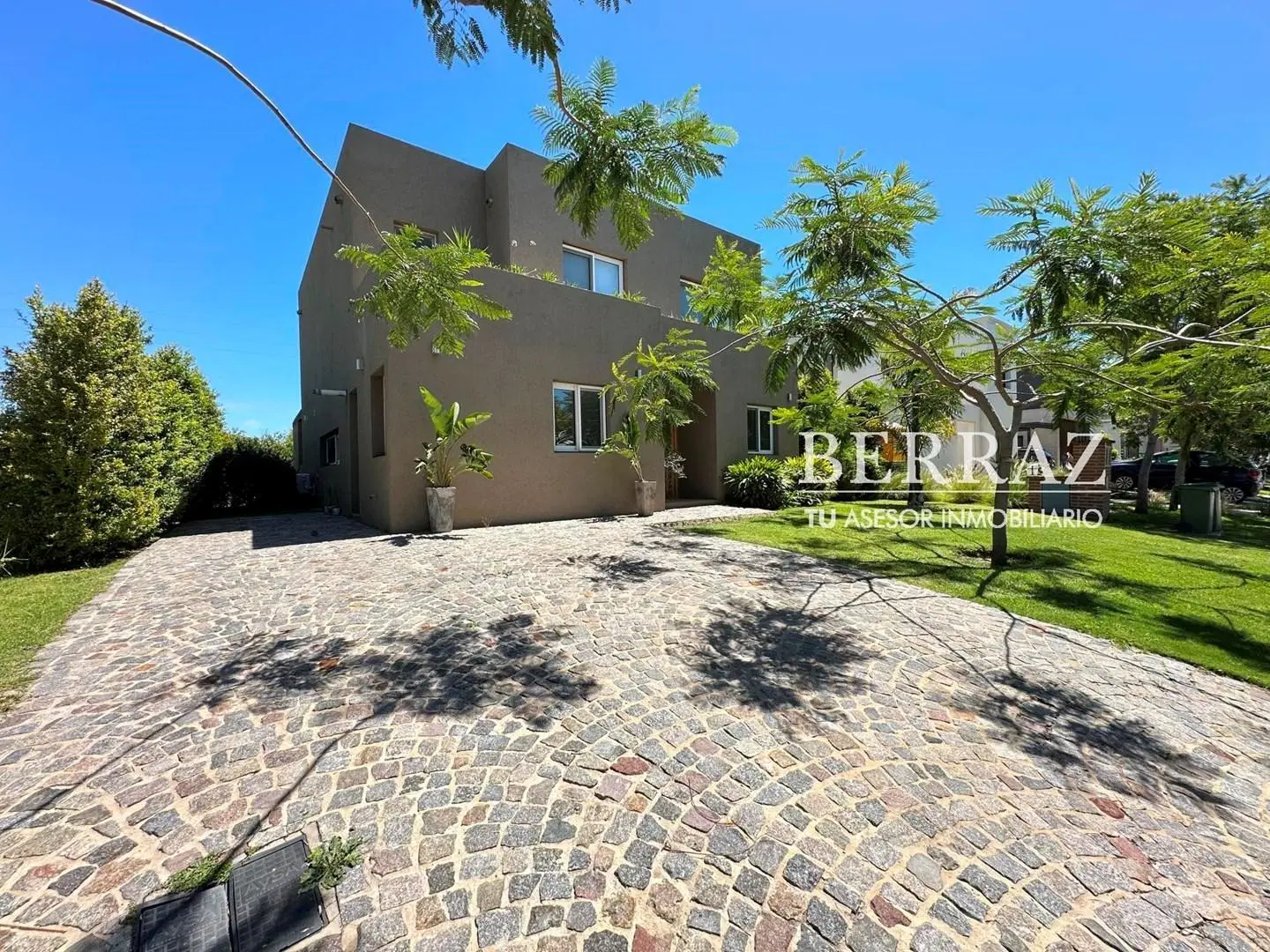 Casa Alquiler 6 ambientes en Castaños Nordelta lote de 540 m2 4