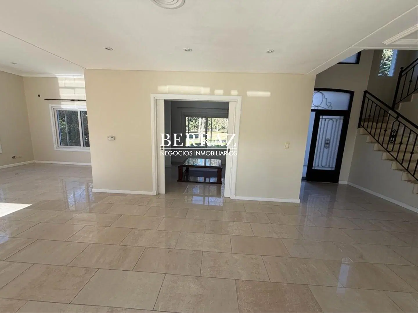 Casa Alquiler 6 Dormitorios Mapuche CC Lote de 900 m2 Pilar, Zona Norte 4