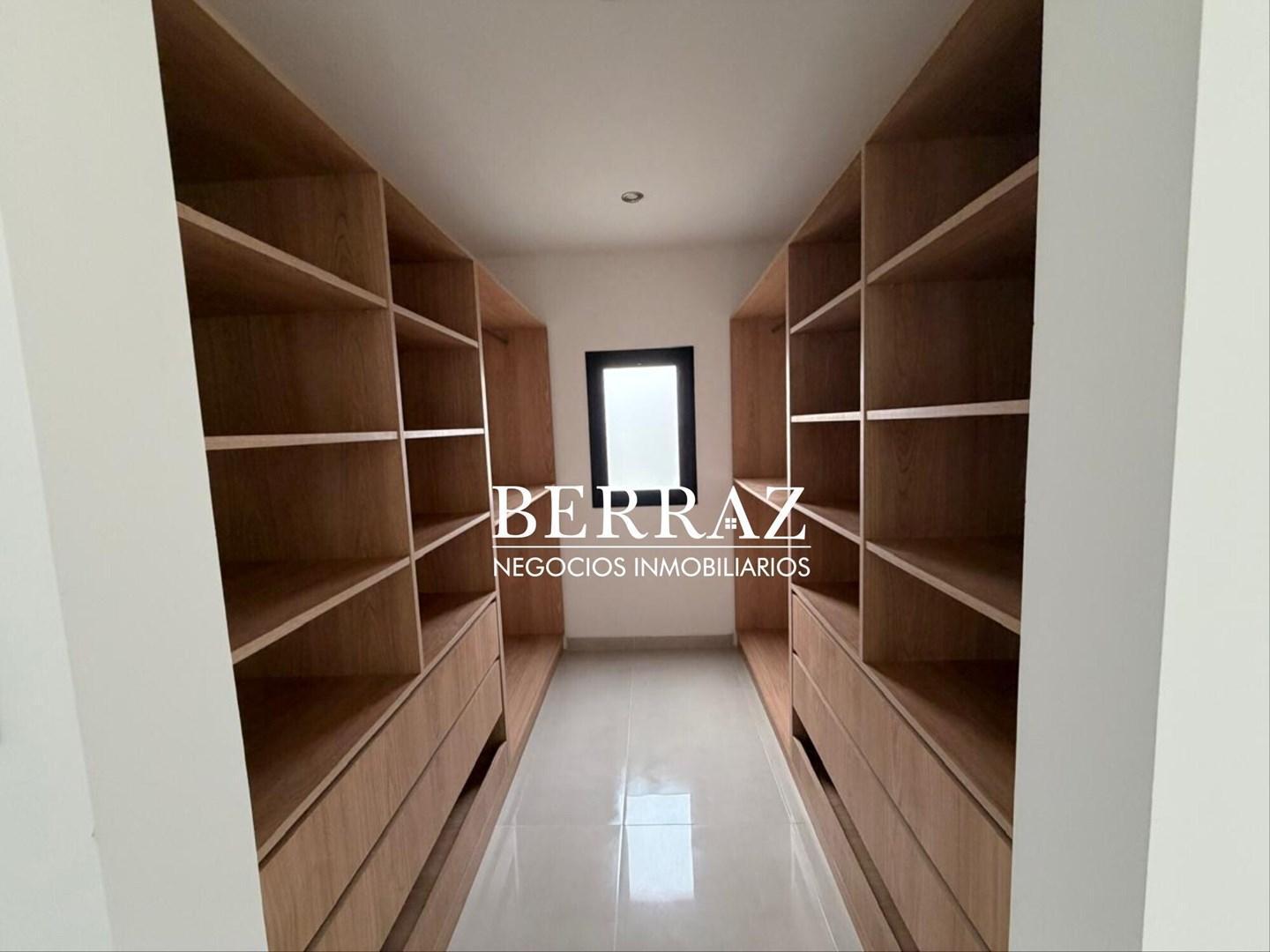 Foto de Casa Venta 4 Dormitorios 561 m2 Barrio Santa Elena, Pilar del Este, imagen 3