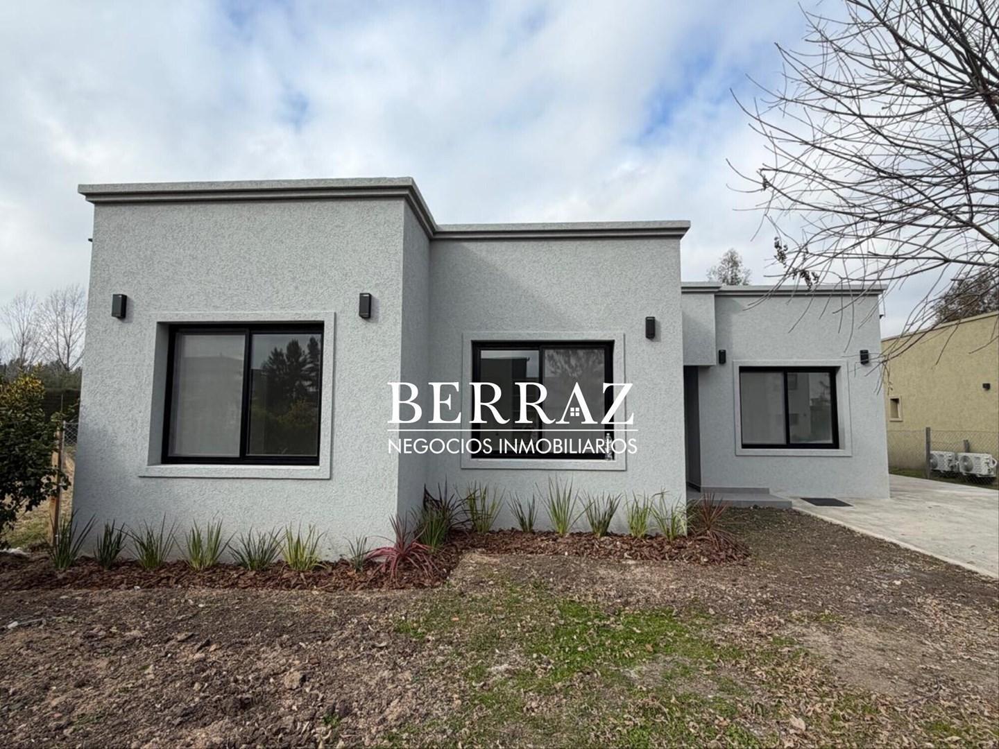 Foto de Casa Venta 4 Dormitorios 561 m2 Barrio Santa Elena, Pilar del Este, imagen 2