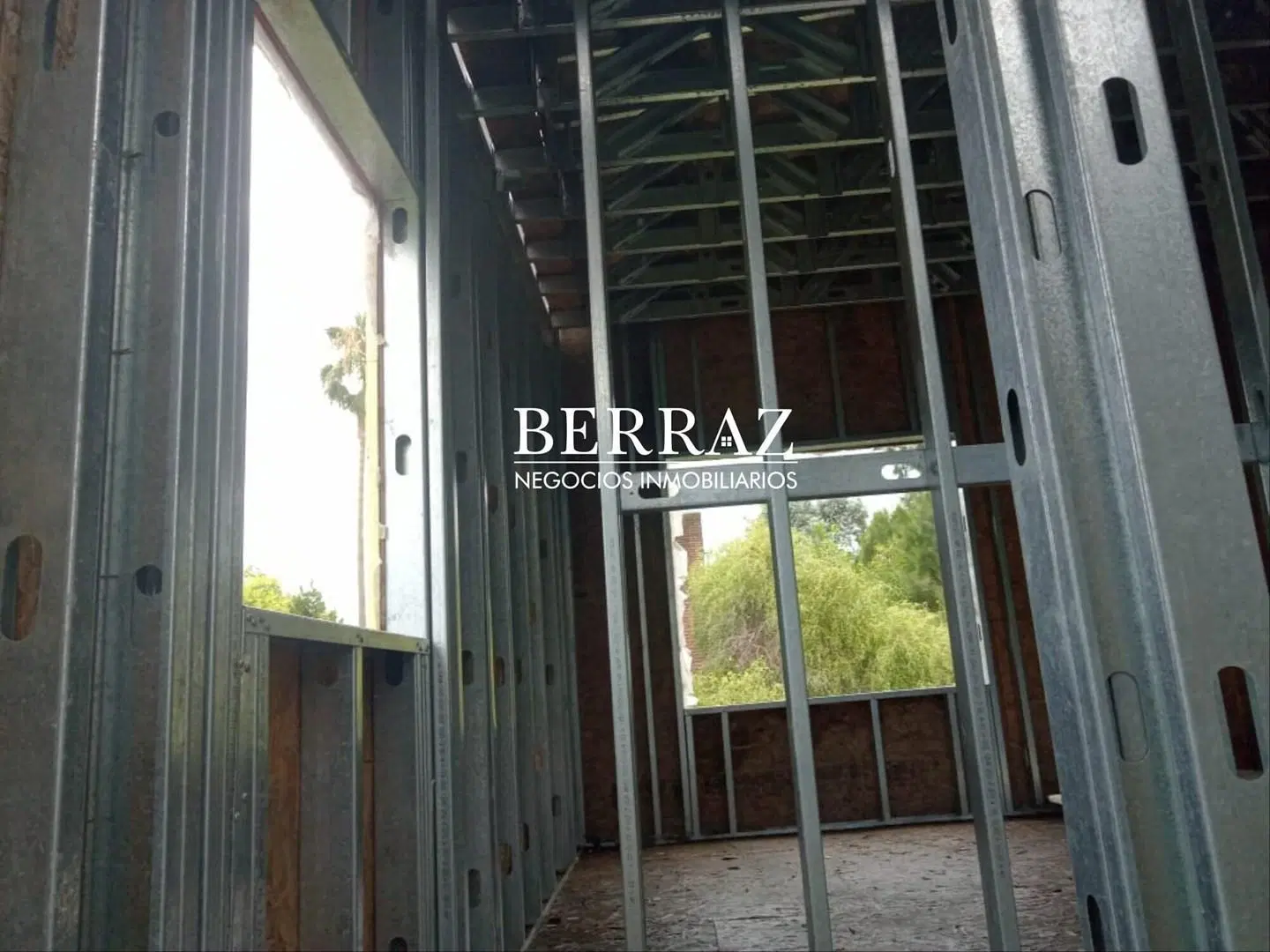 Lote en Venta 321 m2 Barrio Las Brisas, Pilar, Zona Norte 3