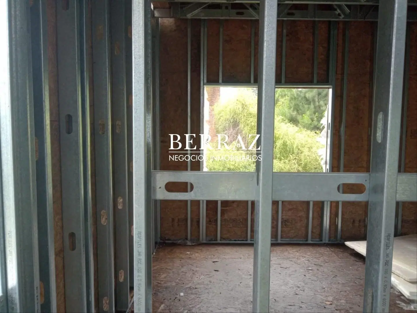 Lote en Venta 321 m2 Barrio Las Brisas, Pilar, Zona Norte 2