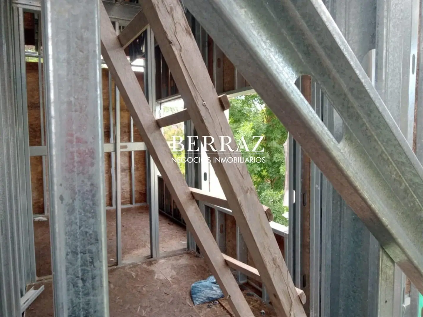 Lote en Venta 321 m2 Barrio Las Brisas, Pilar, Zona Norte 8