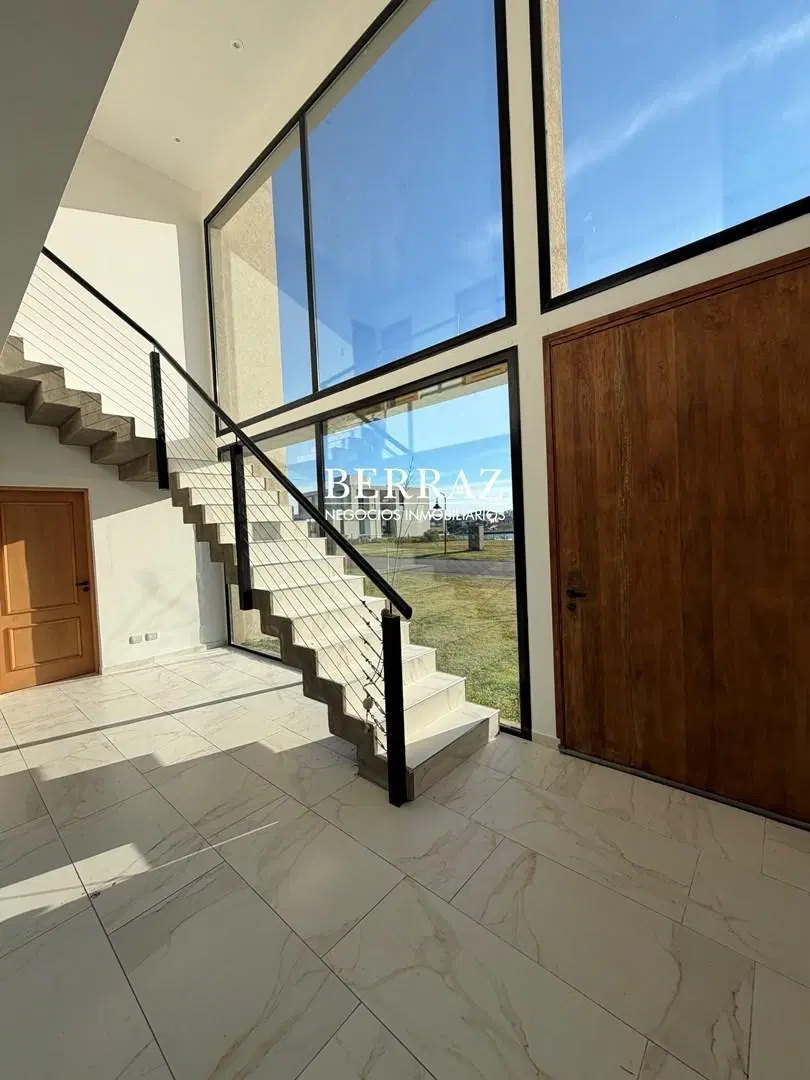 Casa Alquiler Anual 4 Dormitorios Barrio El Naudir Lote de 850 m2 Escobar, Zona Norte 8