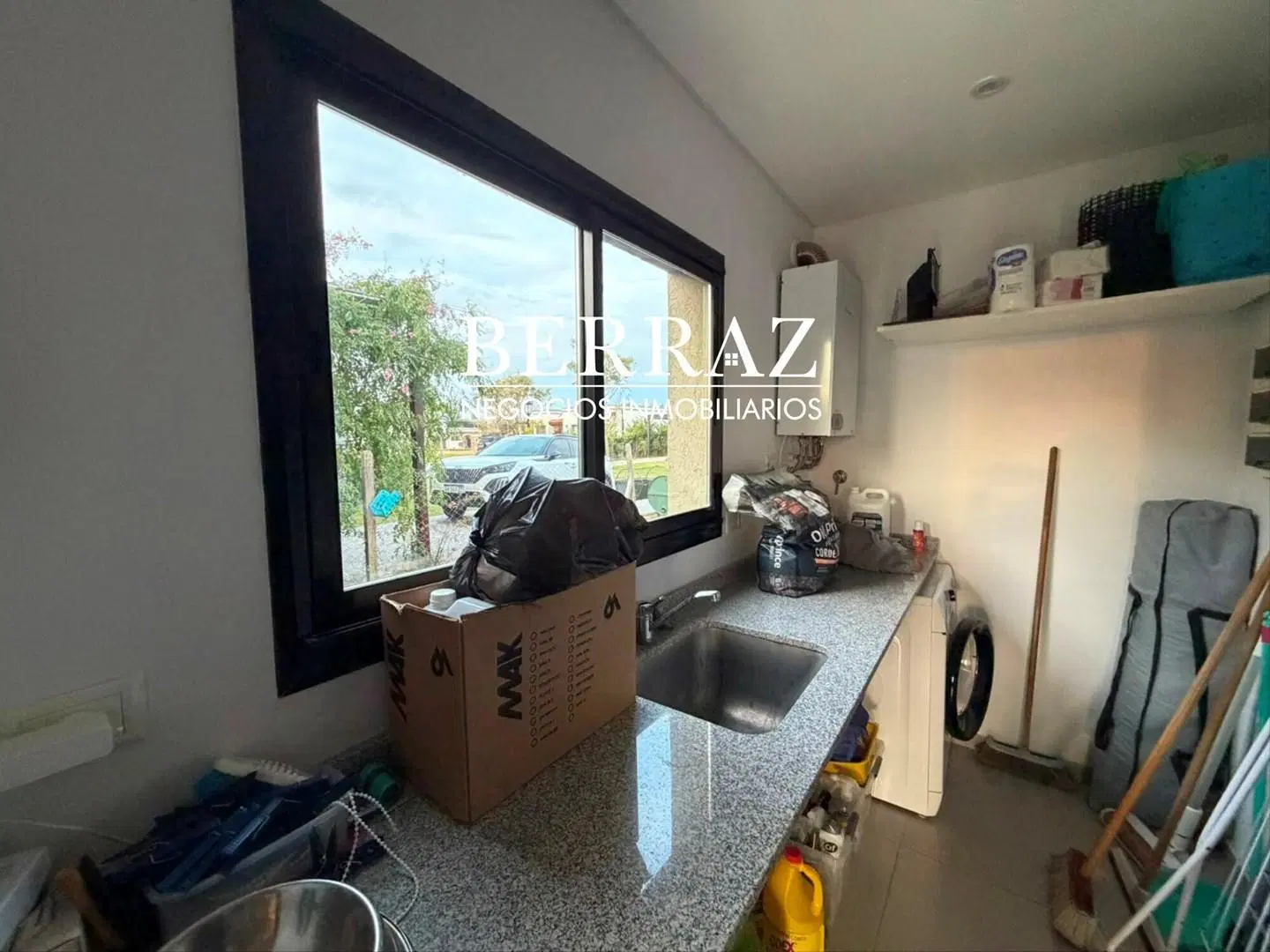 Casa en Alquiler 3 Dormitorios Barrio San Ramiro Lote de 563 m2 Pilar del Este 8