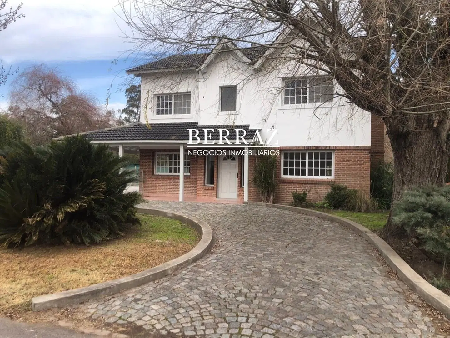 Casa en Alquiler 4 Dormitorios Barrio La Casualidad Lote de 1600 m2 Pilar, Zona Norte 2