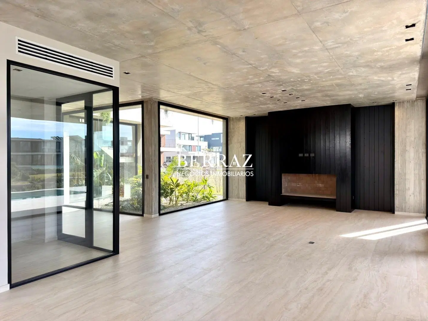 Casa Venta 4 Dormitorios Barrio El Yacht Lote de 830 m2 Nordelta, Tigre, Zona Norte 2