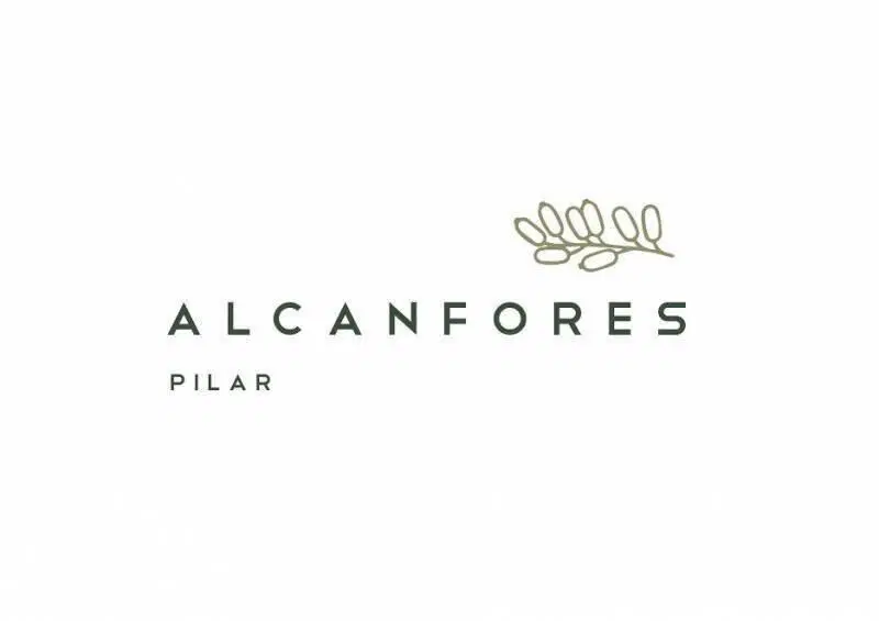 Casa Venta 3 Dormitorios Barrio Los Alcanfores, Lote de 1035 m2 Pilar, Zona Norte 2