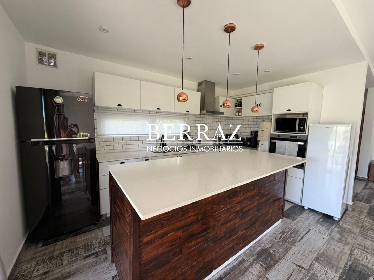 Foto de Casa Venta 2 Dormitorios Barrio Santa Lucia Lote de 610 m2 Pilar del, imagen 5