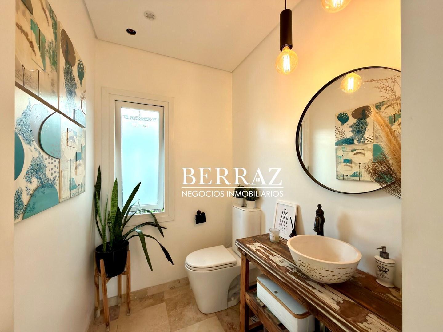 Foto de Casa Venta 4 Dormitorios Barrio San Isidro Labrador Lote de 822 m2, imagen 3