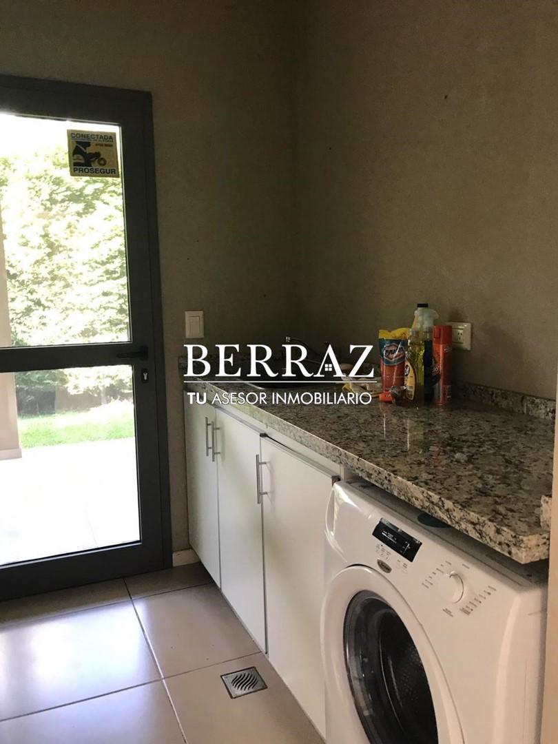 Foto de Casa Alquiler 7 ambientes en La Lomada de Pilar lote de 1000 m2 Interno, imagen 1