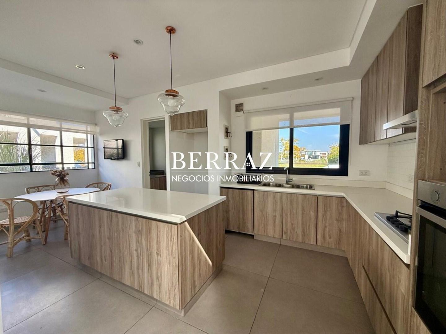 Foto de Casa Venta 4 Dormitorios Lote de 535 m2 Barrio Castaños, Nordelta, Tigre, imagen 3