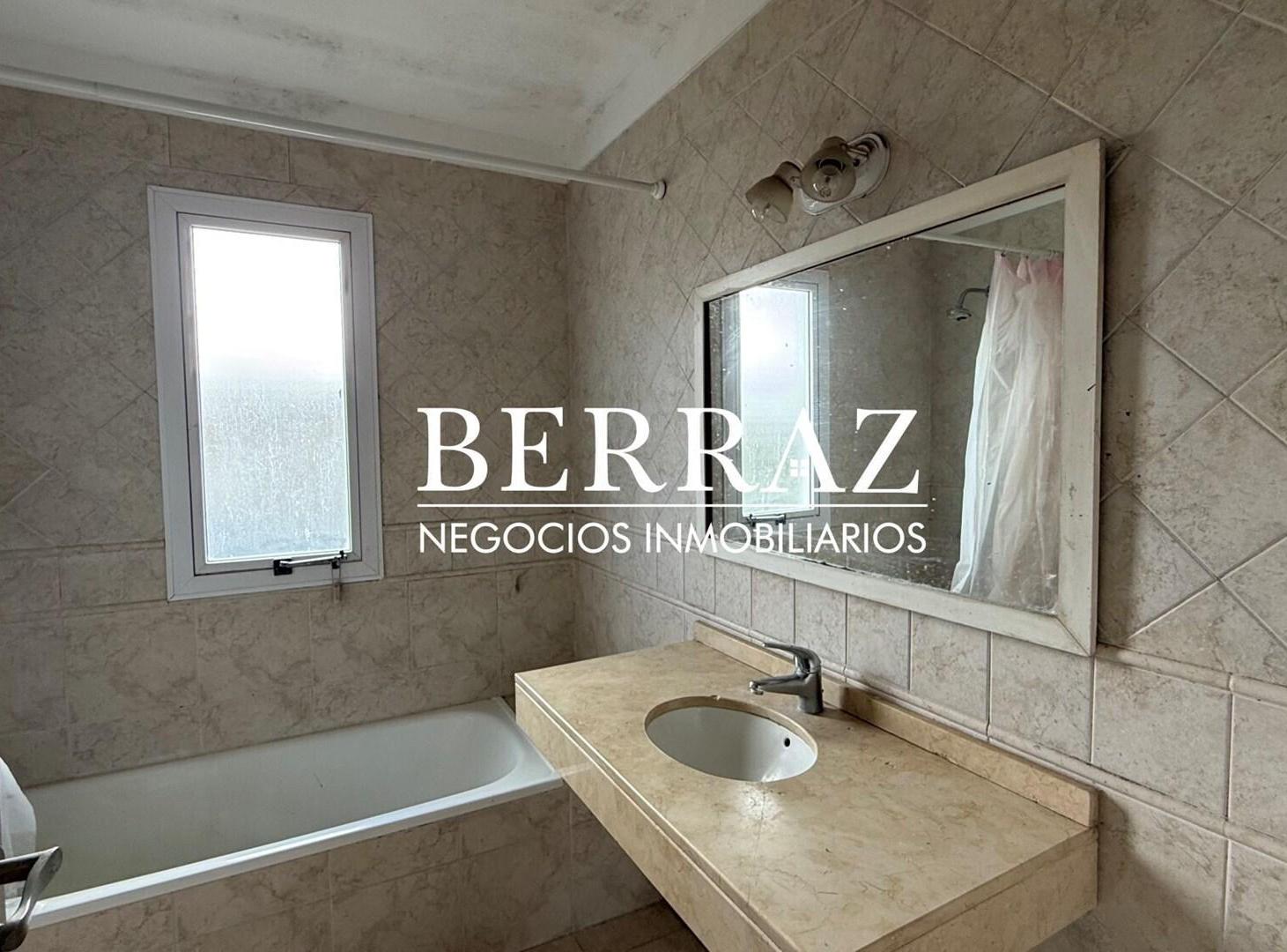 Foto de Casa Venta 3 Dormitorios Lote de 860 m2 Barrio Alamo Alto, Ingeniero, imagen 3