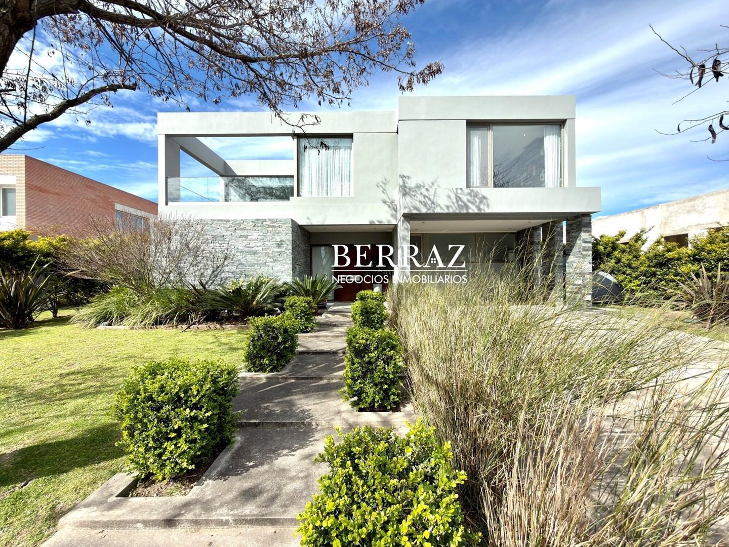 Foto de Casa Venta 3 Dormitorios Barrio El Cantón Lote de 800 m2 Escobar, Zona, imagen 4