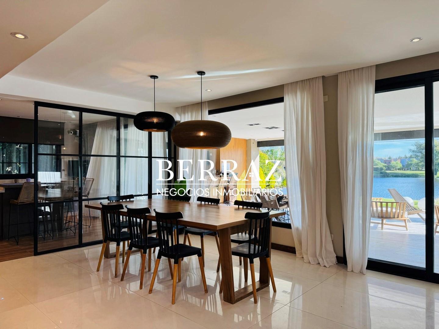 Foto de Casa Venta 4 Dormitorios Barrio San Isidro Labrador Lote de 900 m2, imagen 4