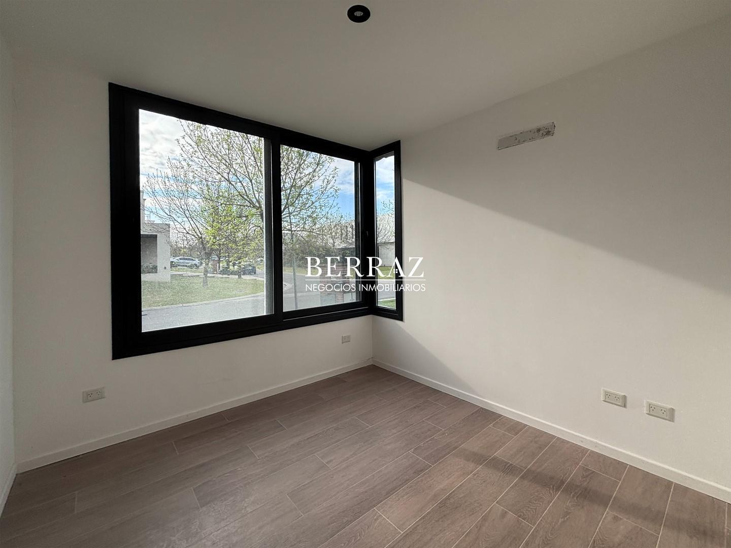 Foto de Casa Venta 3 Dormitorios Lote de 510 m2 Barrio Castaños, Nordelta, imagen 2