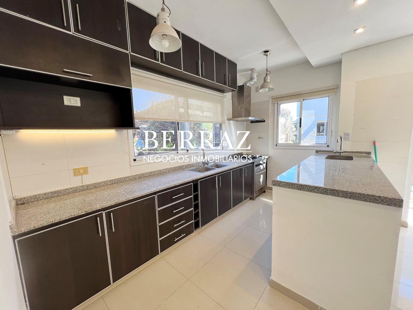 Foto de Casa Venta EN UNA PLANTA, 5 DORMITORIOS LOS ROBLES , HARAS SANTA MARÍA, imagen 5