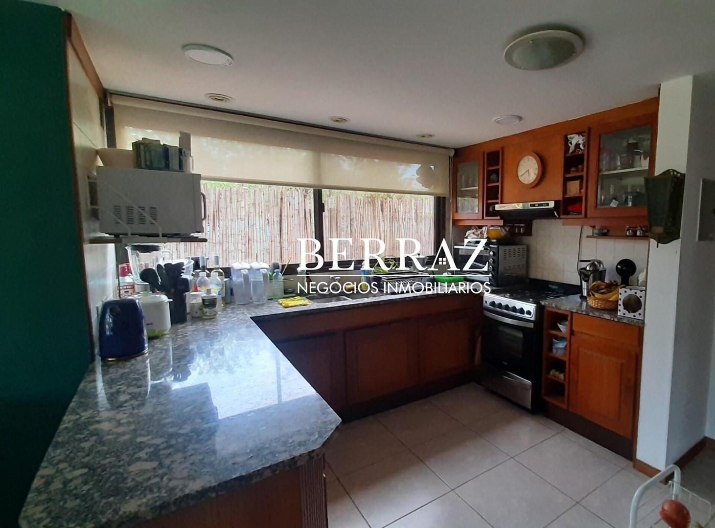 Foto de Casa Venta 3 Dormitorios Lote de 745 m2 Barrio El Lucero, Pilar , Zona, imagen 2