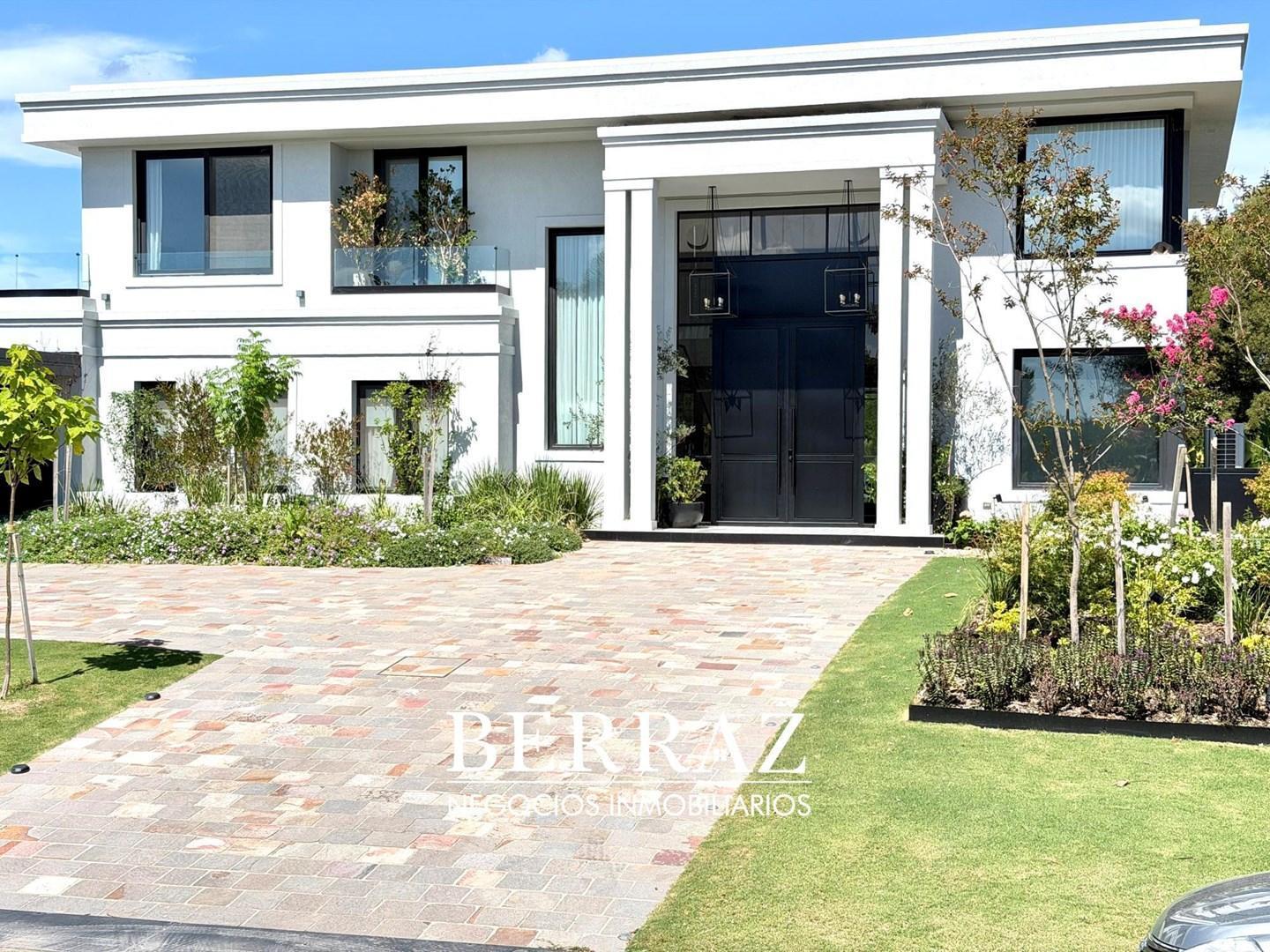 Foto de Excelente Casa en venta de 500 m2 sobre Lote de 1741 m2 en el Barrio El, imagen 5