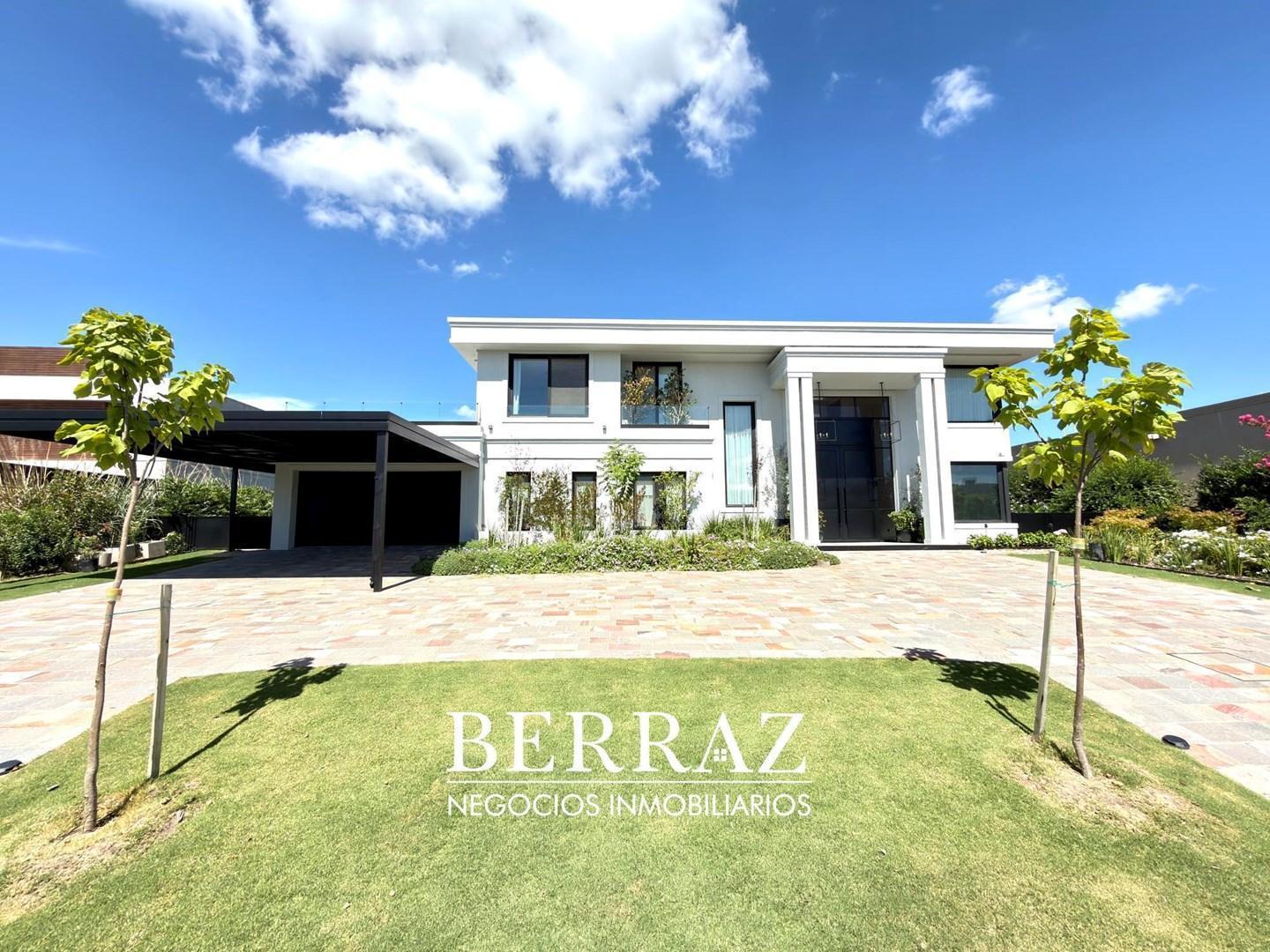 Foto de Excelente Casa en venta de 500 m2 sobre Lote de 1741 m2 en el Barrio El, imagen 3