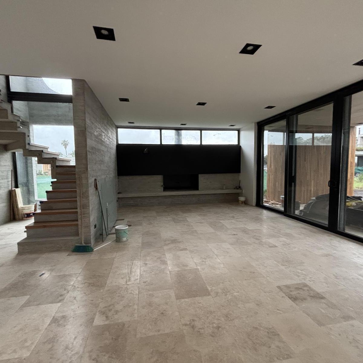 Excelente Casa con Detalles de Calidad y Buen Gusto! en El Barrio Cerrado El Candil en La Horqueta 4