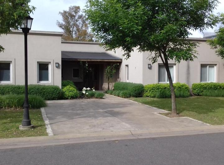 Casa en  alquiler 2