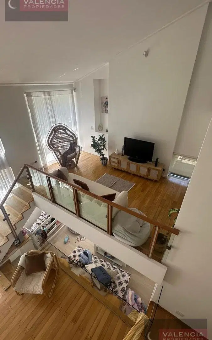 Casa en venta de 3/4 dormitorios en Martinez.-Vias/Libert. San Isidro 5