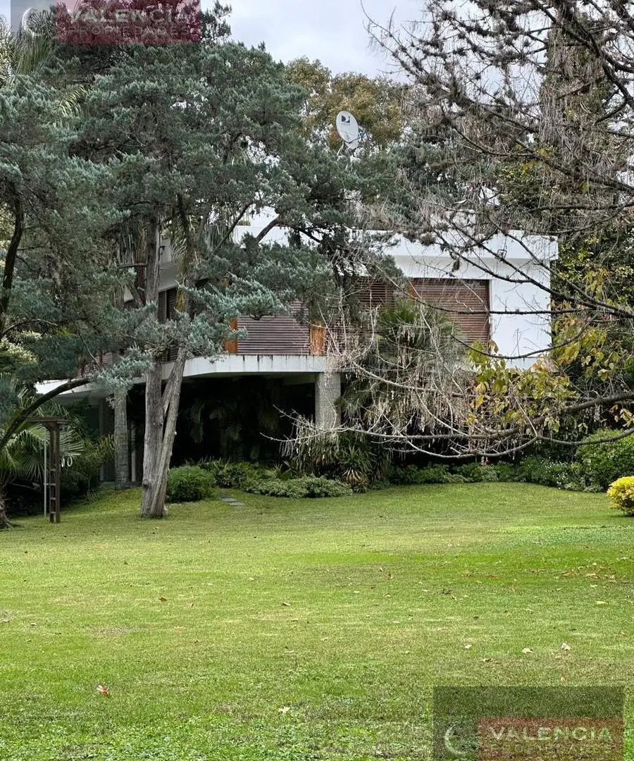 Terreno de 35x112 en el mejor lugar de La Horqueta. San Isidro 2