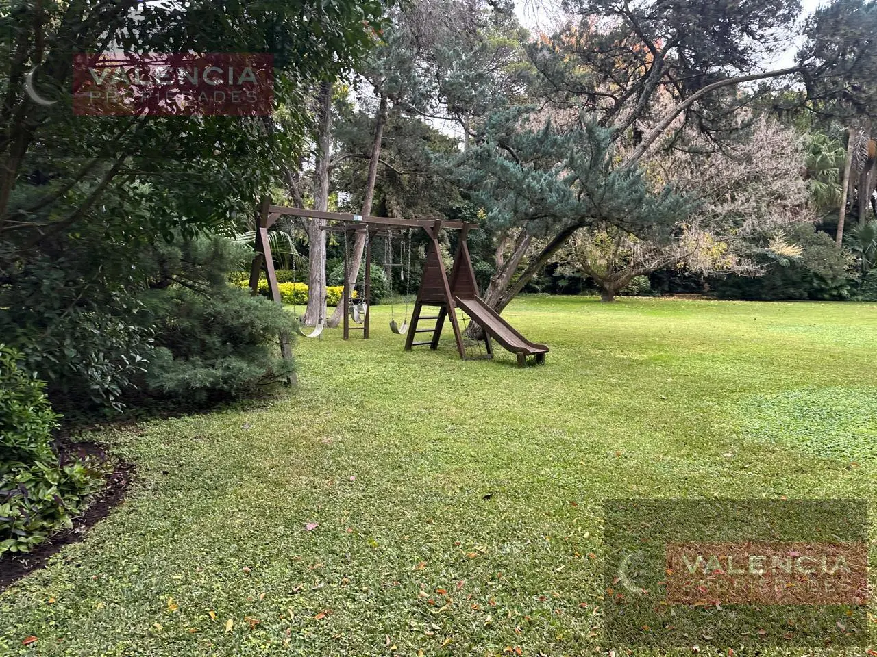 Terreno de 35x112 en el mejor lugar de La Horqueta. San Isidro 4