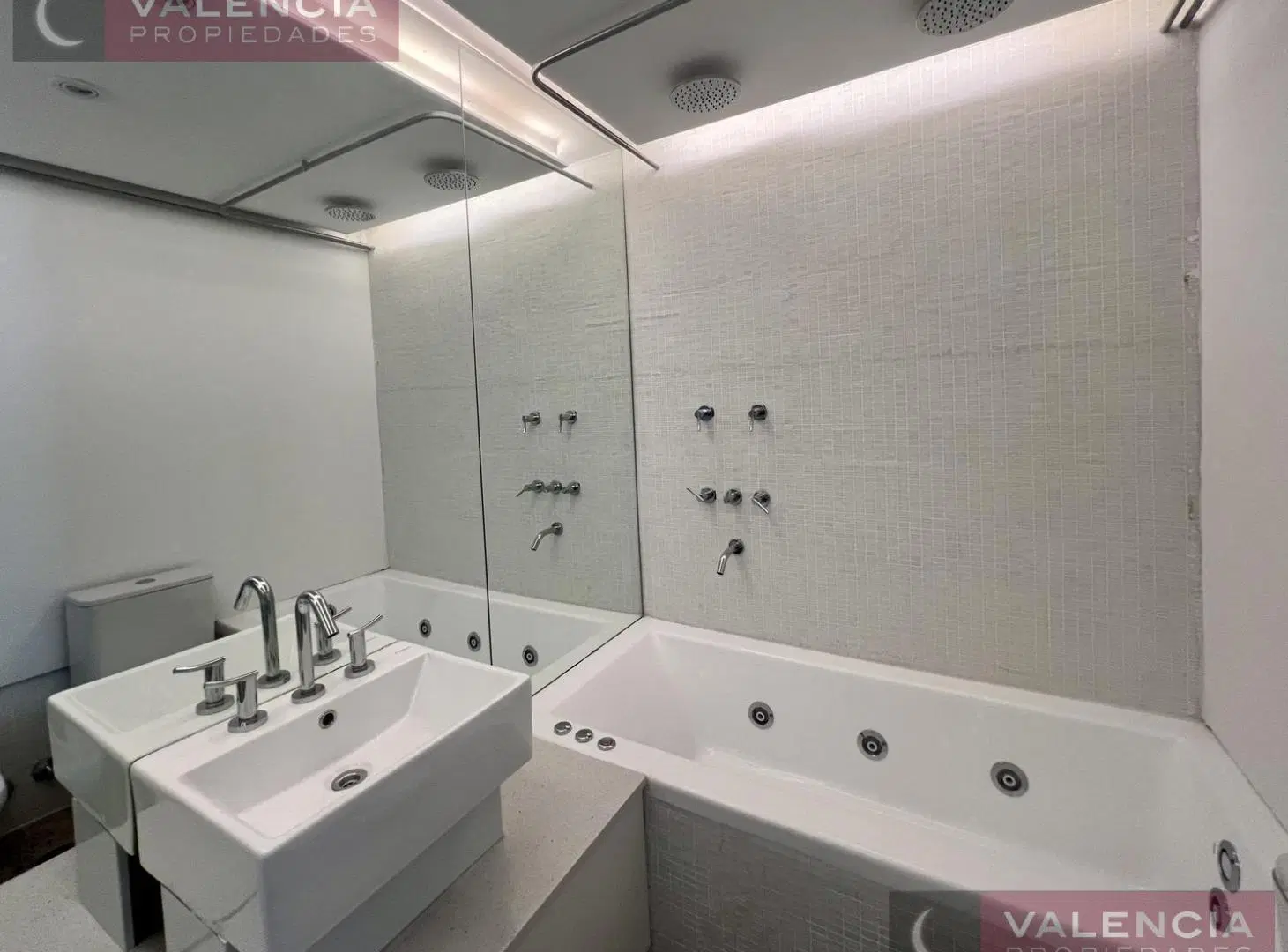 ¡OPORTUNIDAD Monoambiente Edif de diseño ! 5