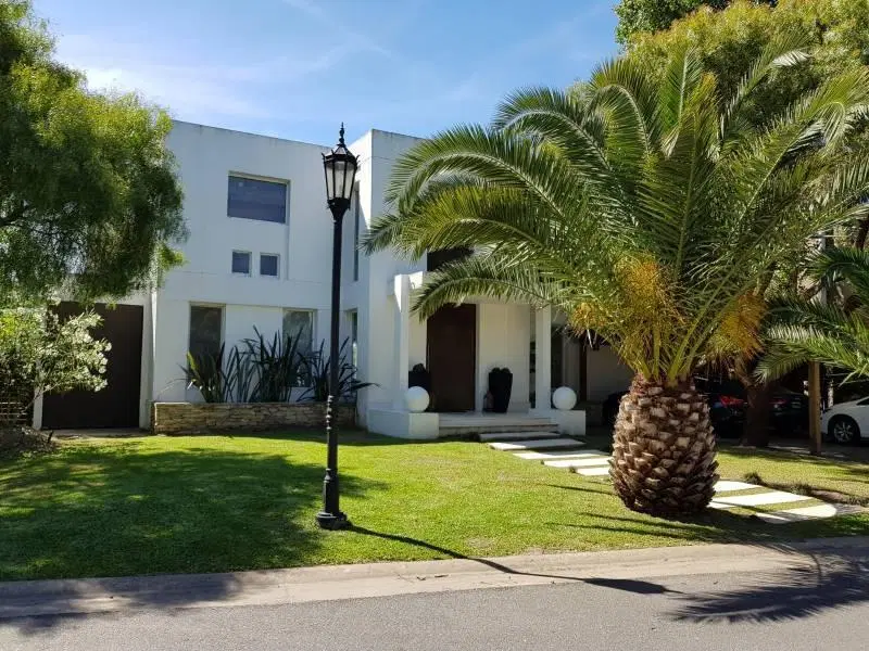 ISLA CHICA 4 CUARTOS 3