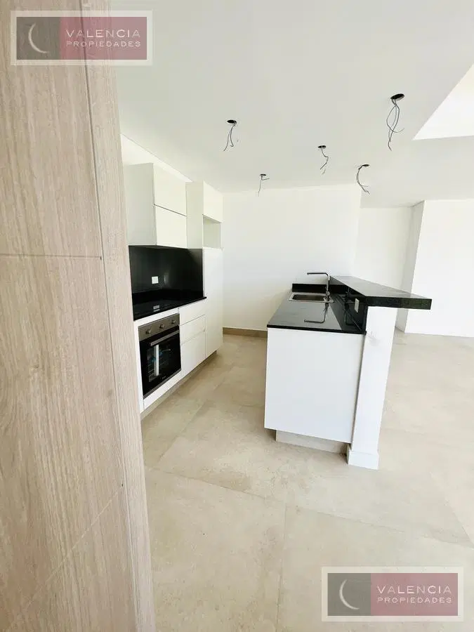 Departamento en Planta Baja con Jardín y Pileta Propia – Vista al Golf | YOO Nordelta 8